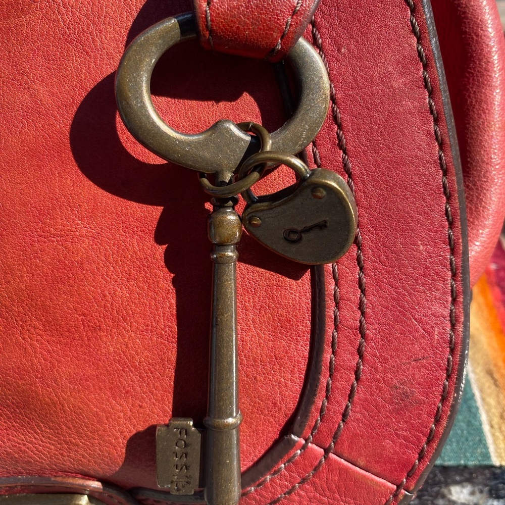 Fossil Long Live Vintage 1954 Red Leather Crossbody Bag - Picture 10 of 12